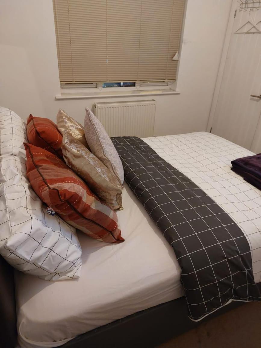 London Luxe Rooms Surbiton Exterior foto